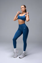 https://cdn.shopify.com/videos/c/o/v/4e2be97b7e5b41d1be6b566a72155ab3.mp4