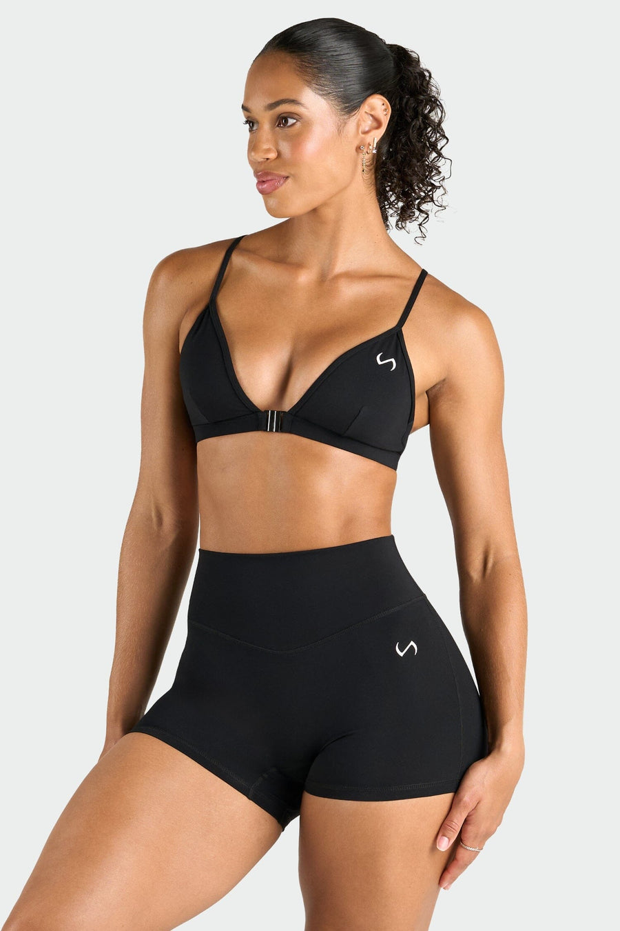 Front View of Black Tempo 4 Inch Workout Shorts