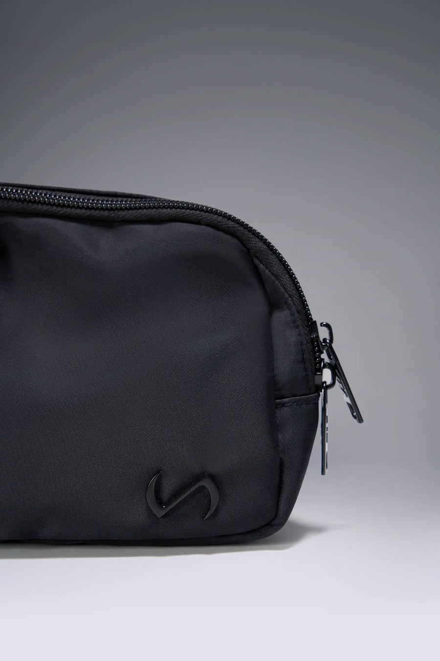 Apex Crossbody Bag