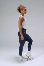 https://cdn.shopify.com/videos/c/o/v/9e7798076b07414c9168674eb5f4387a.mp4