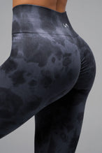 Detail Scrunch View of Meteorite TLF Cosmic Seamless Scrunch Butt Leggings, featuring a scrunch butt to shape and contour your glutes 