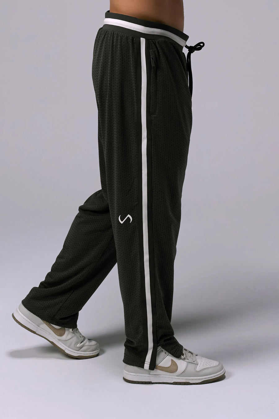 Front View of Evolve Mesh Track Pants – Men’s Joggers & Sweatpants - Black