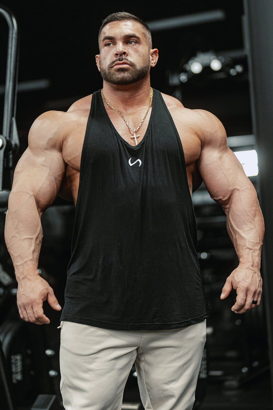 Product Lifestyle Image Elevate Bamboo Stringer in Black