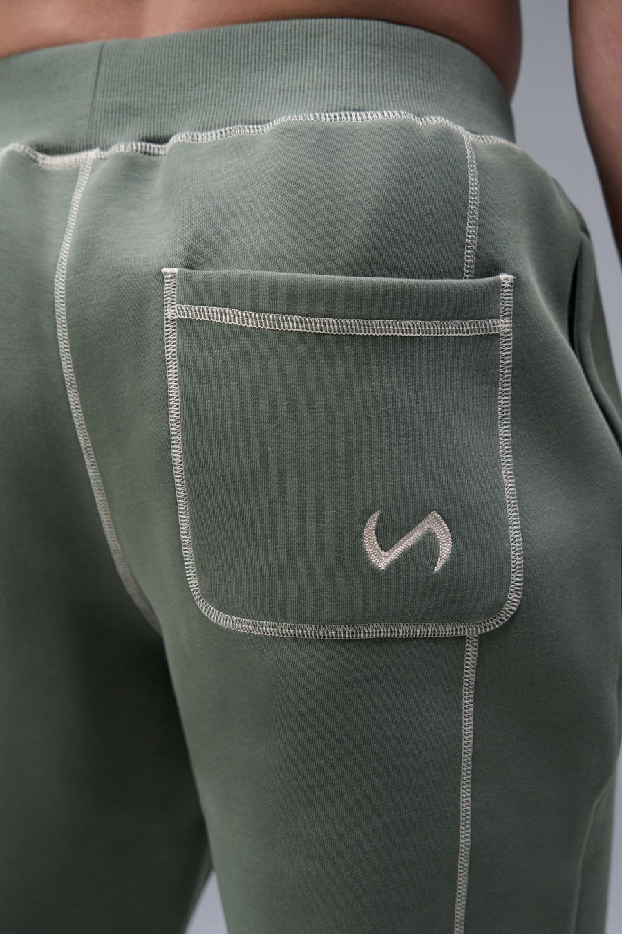Pantalon de jogging Scuba Tech à surpiqûres contrastantes