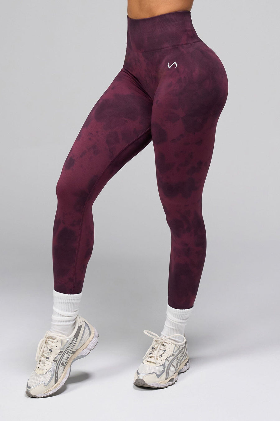 Front View of Cosmic Seamless Scrunch Butt Leggings in Space Cherry
