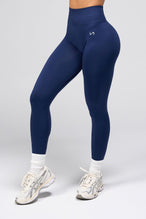 Front View of Cosmic Seamless Scrunch Butt Leggings in Deep Navy