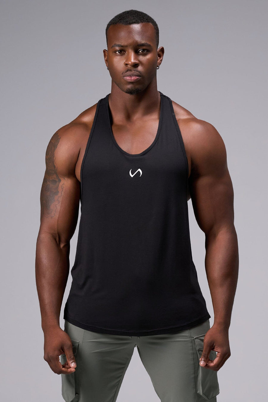 Front View of Black Elevate Bamboo Stringer Tank