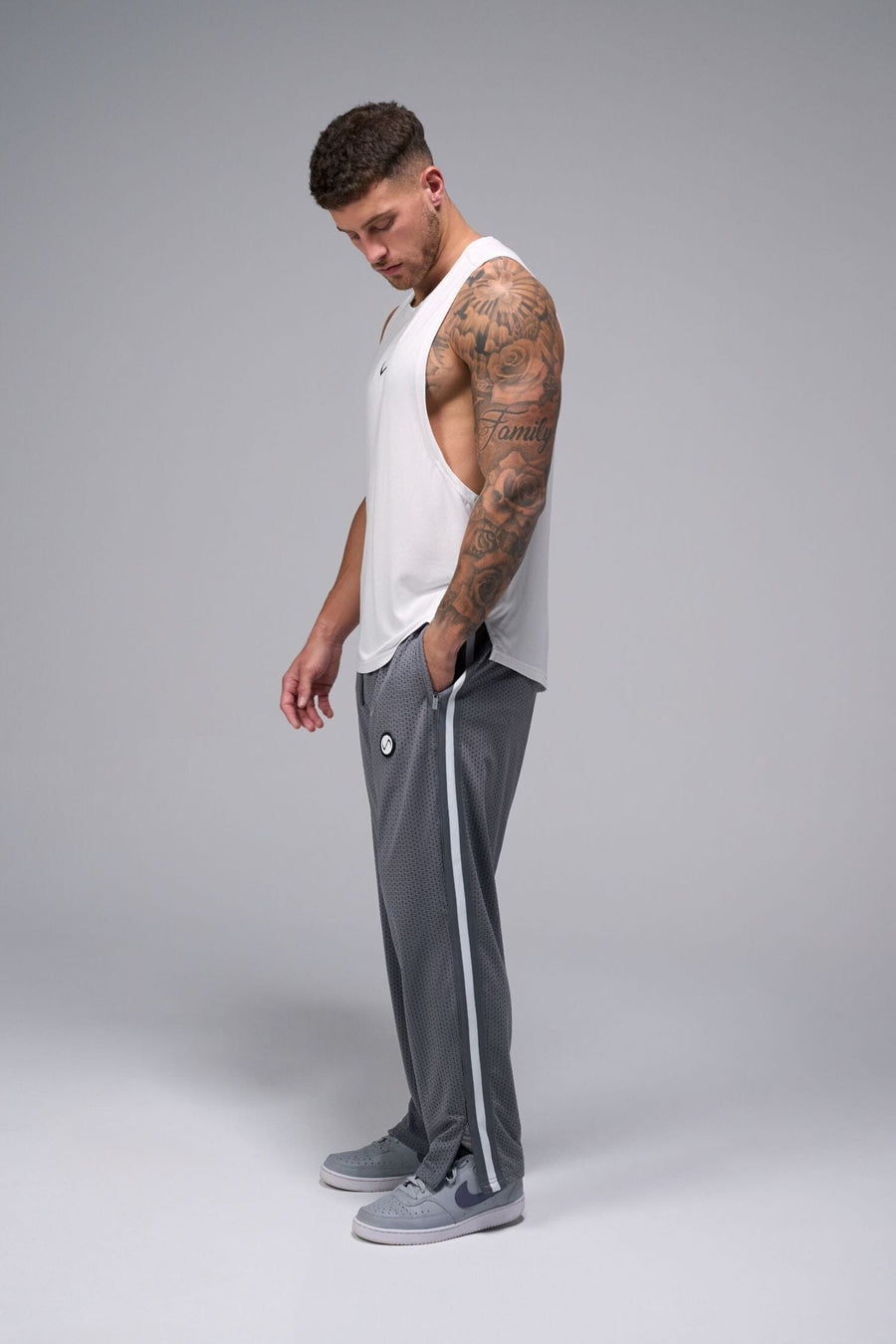 Side View of Evolve Mesh Track Pants – Men’s Joggers & Sweatpants Quiet Shade 