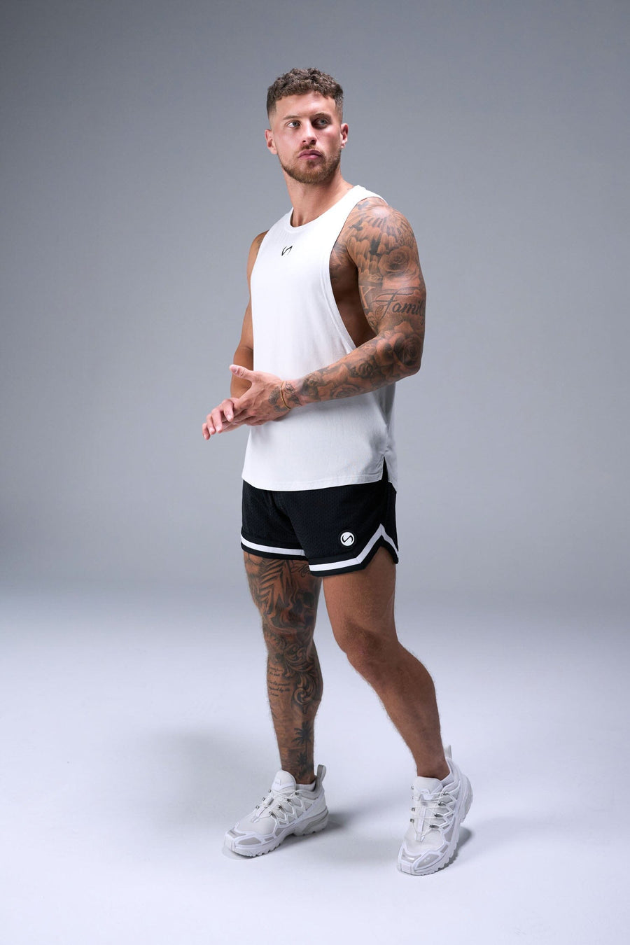 Front Image of Black GTS Evolve Mesh 6" Shorts
