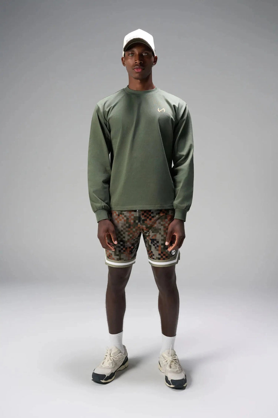 Front View of Digital Camo GTS Evolve Mesh 8 Inch Shorts, featuring an 8-inch inseam, custom digital camo design and zipper pockets