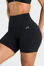 Front View of Black Tempo 6 Inch Workout Shorts