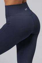 https://cdn.shopify.com/videos/c/o/v/b5c0ab4134184581954b6d7ce3de7d48.mp4