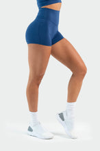 Side Image of Tempo 4" Workout Shorts Oxford