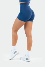 Back Image of Tempo 6" Workout Shorts Oxford